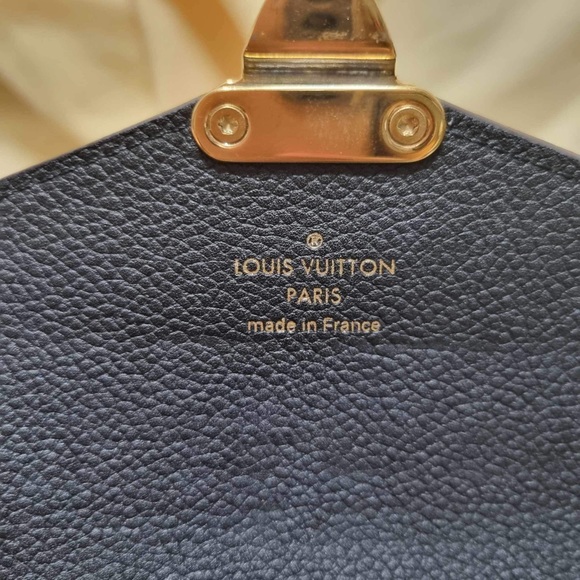(SOLD❗️) Authentic Louis Vuitton Pallas Wallet - Picture 4 of 7